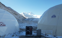 2024yi1001678威尼斯商人(中国)精品官网采暖机再次成功入驻海拔5200米珠峰大本营